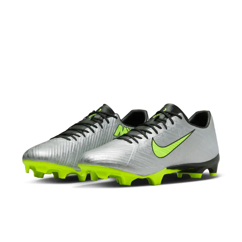 Nike Zoom Mercurial Vapor 15 Academy XXV FG/MG (Silver/Volt) item presentation FB8399 060 22869 Visual look at Nike Zoom Mercurial Vapor 15 Academy XXV FG/MG (Silver/Volt) in the main image