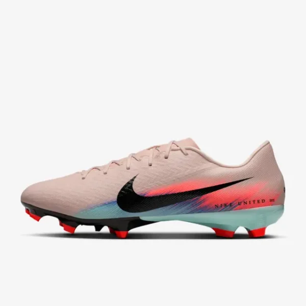 Visual look at Nike Zoom Mercurial Vapor 16 Academy FG/MG United 002 Pack in the main image