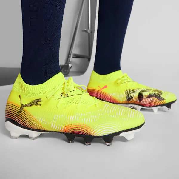 Detailed gallery view of Puma Future 8 Match WMNS Yellow Alert / Black