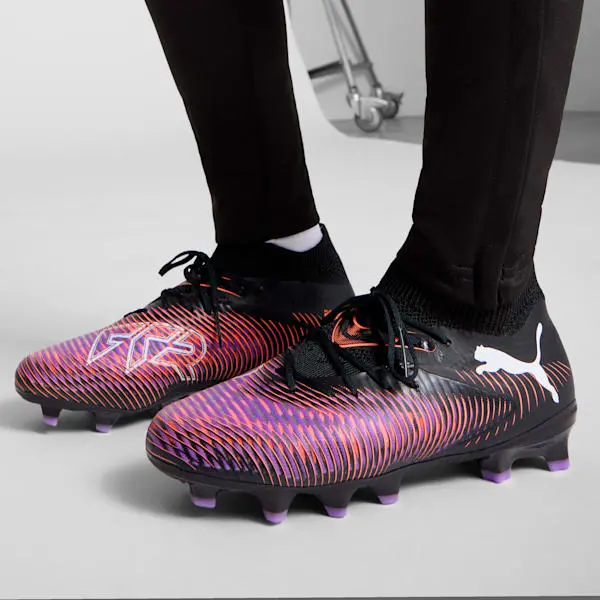 gallery image highlighting Puma Future 8 Pro FG/AG Black / White (GS)