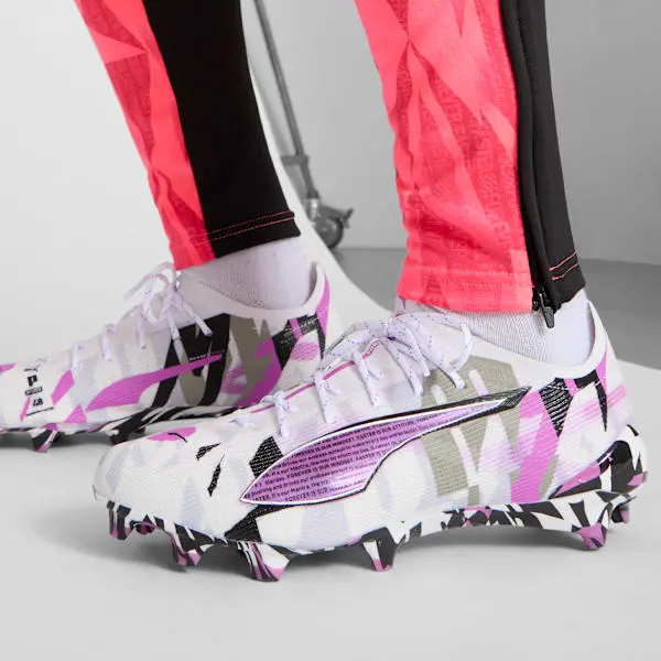 Product imagery for Puma Ultra 5 Ultimate FG 'Forever Pack', gallery view