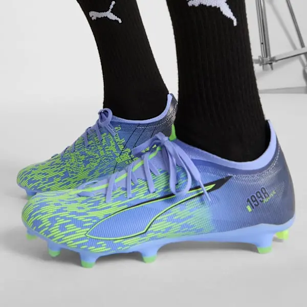 Puma Ultra 5 Ultimate FG/AG Chasing the Dream Pack displayed in a clean gallery view